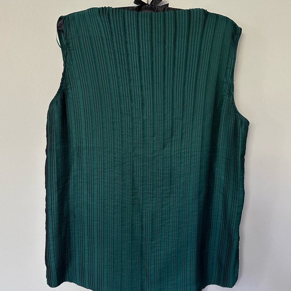 Zara Dark Teal Pleated Sleeveless Blouse
